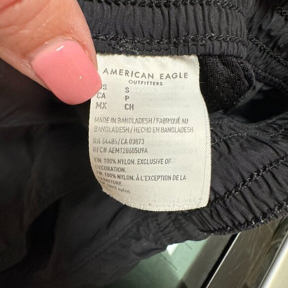 American Eagle Outfitters 100% Nylon Black Drawstring High Rise Shorts. Size S - Picture 5 of 6